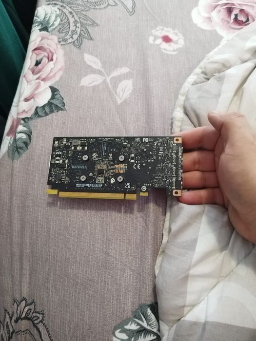P620 2gb DDR3  placa video