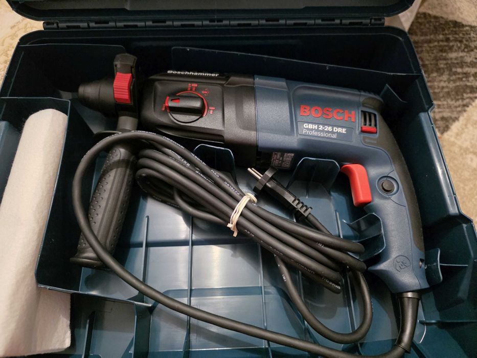 BOSCH GBH 2-26 DRE - 36 м. гаранция, чисто нов. Made in Germany
