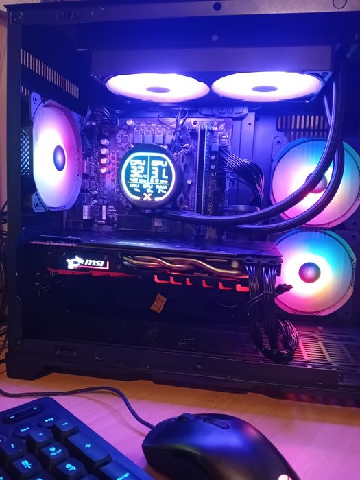 Геймърски компютър intel 12100/16gb/ssd