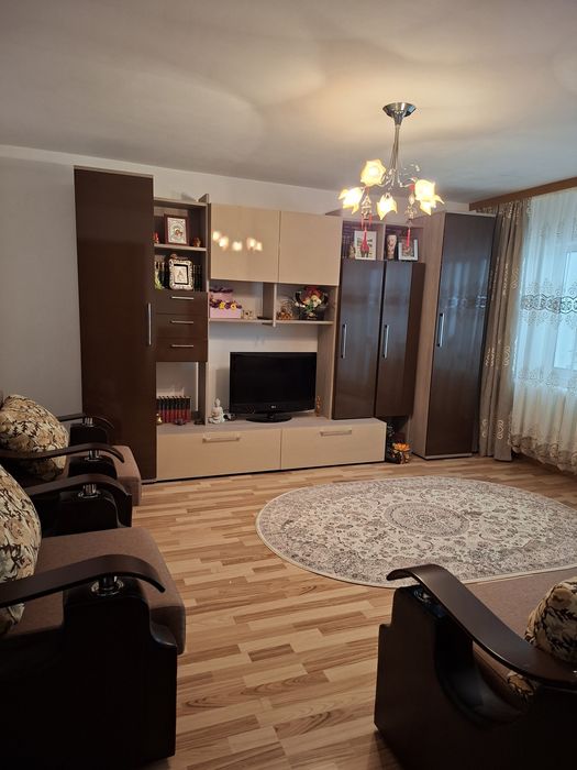 Apartament 3 camere decomandat Slobozia