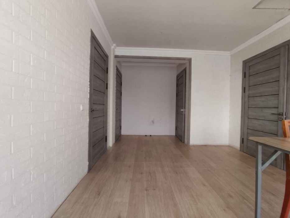 Продается недостроенный трехуровневый дом