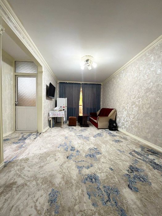 Срочно продается 2 ком.пред.3 ком..квар. 1 этаж Вокзал. Ул.Рудакий