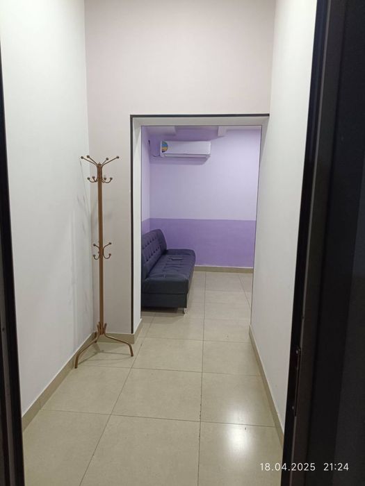 Аренда офис Чорсу вдоль дороги с личным балконом