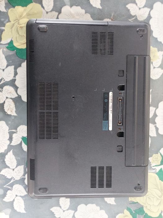 Dezmembrez Laptop Dell Latitude E5440