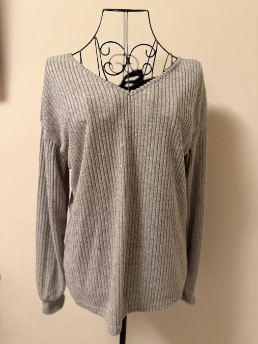 Bluza marimea S - noua