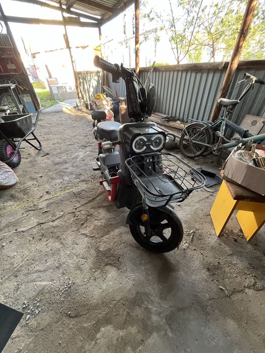 Продам скутер танк 800ват