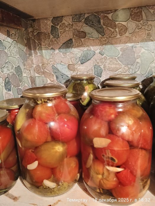 Продам маринованные огурцы и помидоры