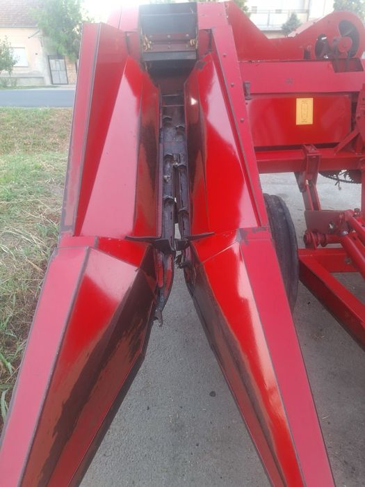 Zmaj 216 culegatoare porumb Nouă