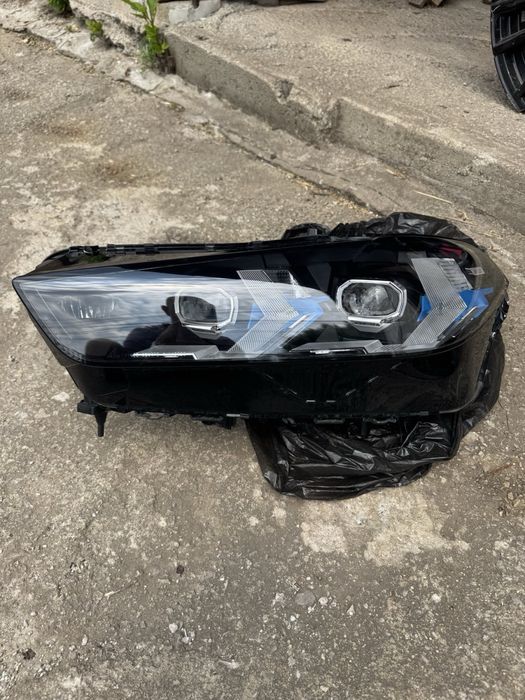 Комплект фарове за BMW (G05/ G06) Facelift