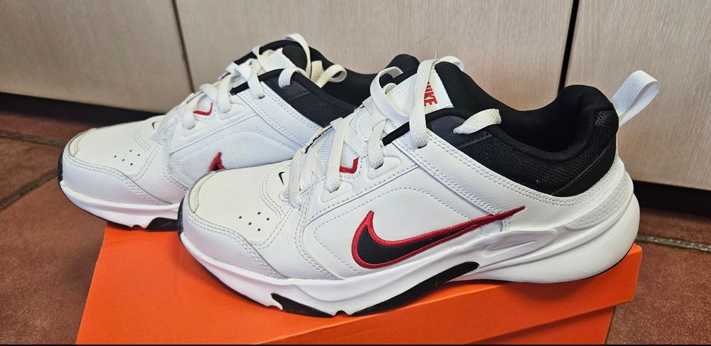 Маратонки Nike, номер 41