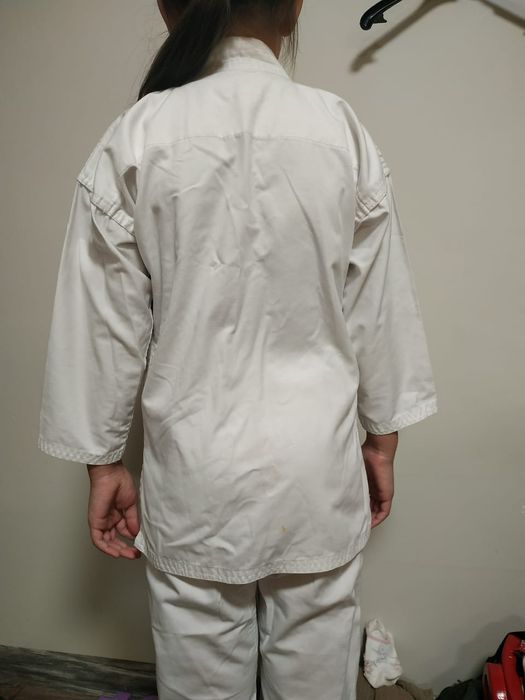 Продам кимоно каратэ