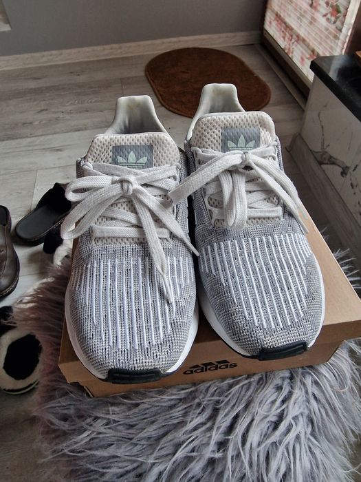 Дамски Спортни Обувки