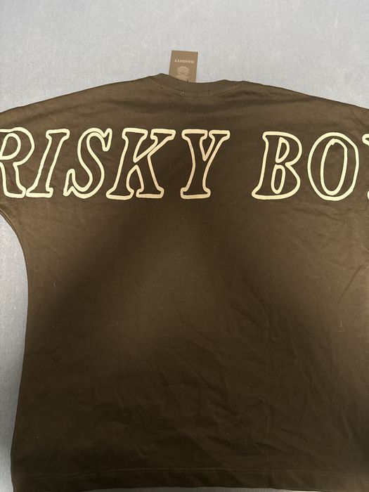 Продавам дрехи на Bandit