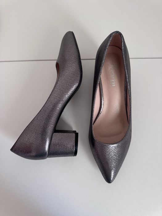 Женские туфли    .