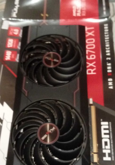 Видео карта RX 6700 XT