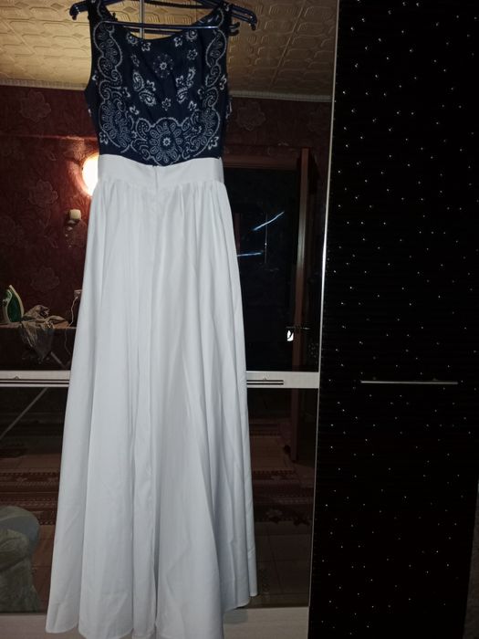 Платье свадебное.