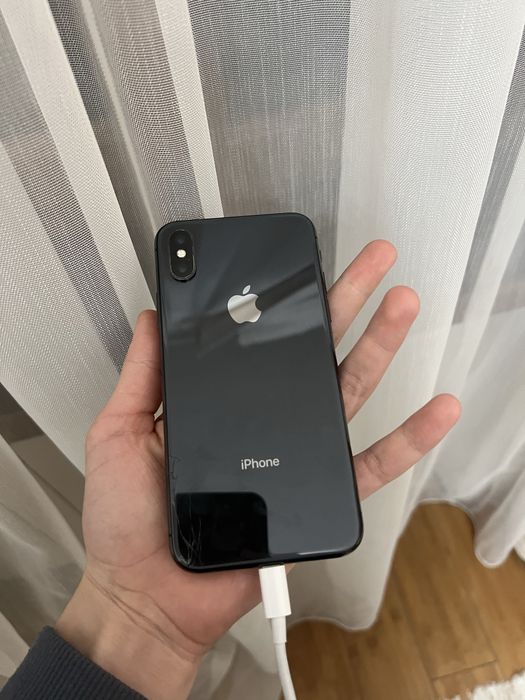 Айфон Х  64 гб.