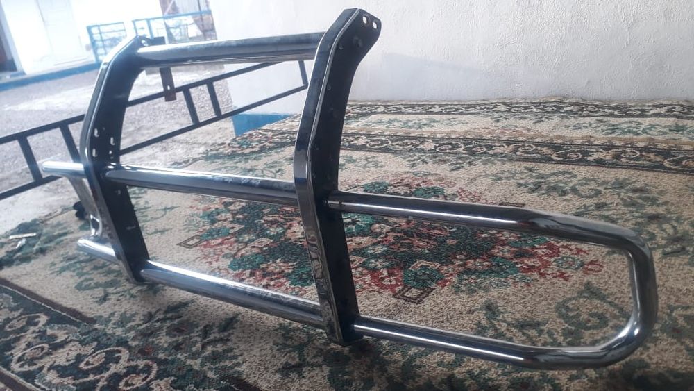 Продам кенгурятник на паджеро