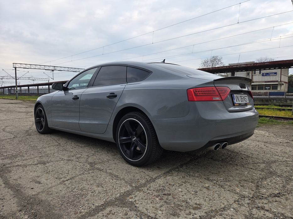 Vand Audi A 5 . 2015 euro 6