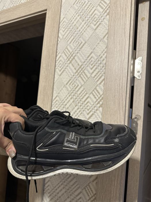 Кроссовки в хорошем состоянии