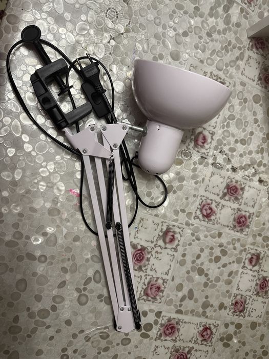 Лампа настольная