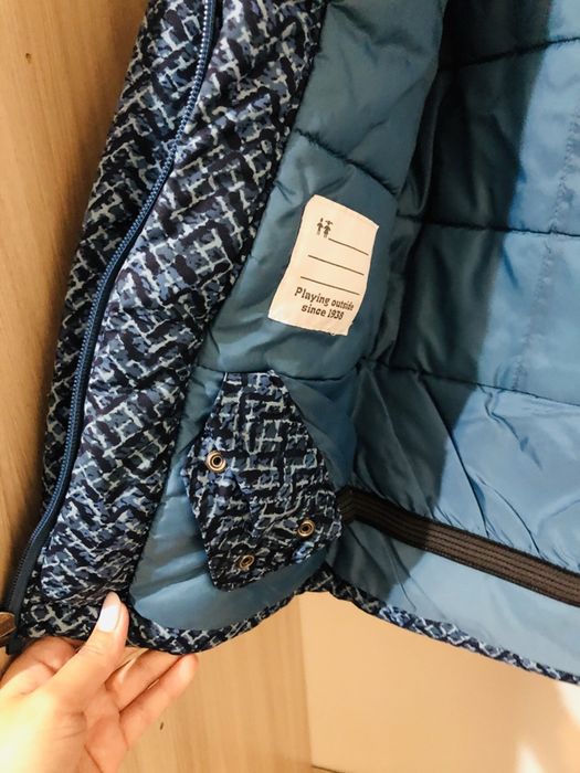 Продам куртку для мальчика