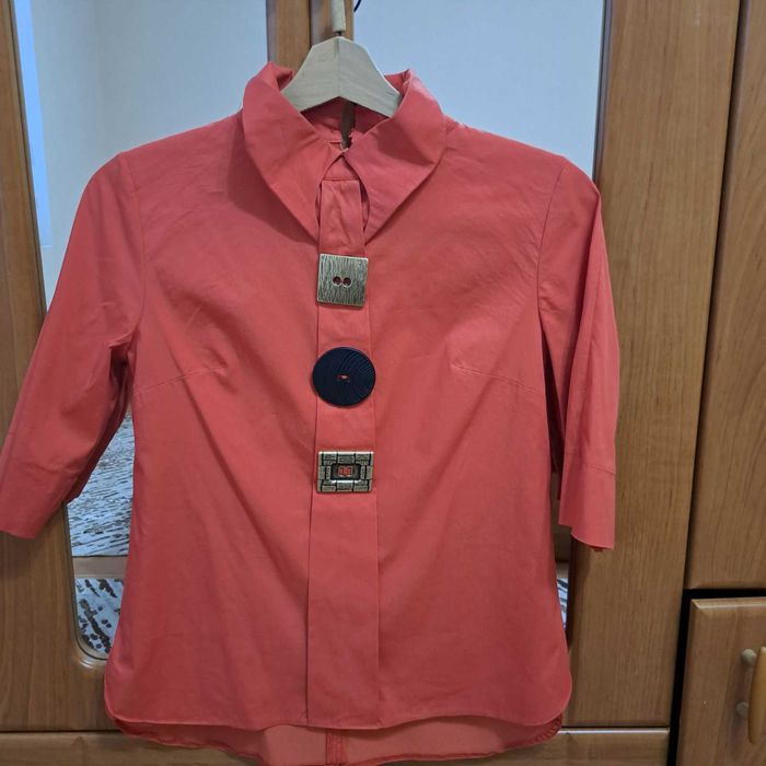 Модерни запазени  дрехи