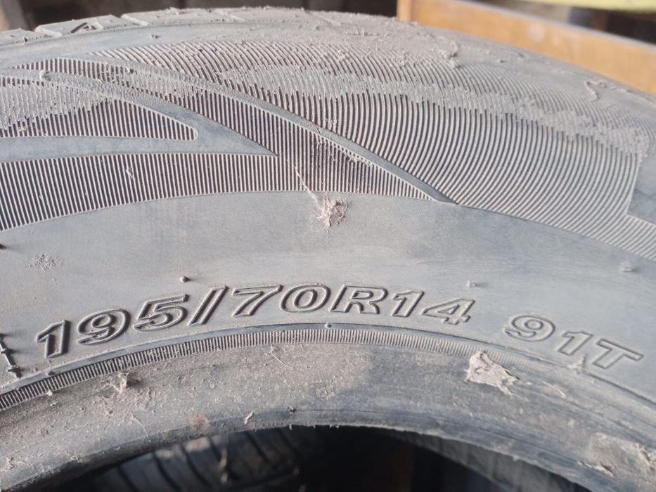 Шины летние бу 195/70/14 в комплекте