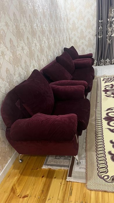 Диван для гостиной