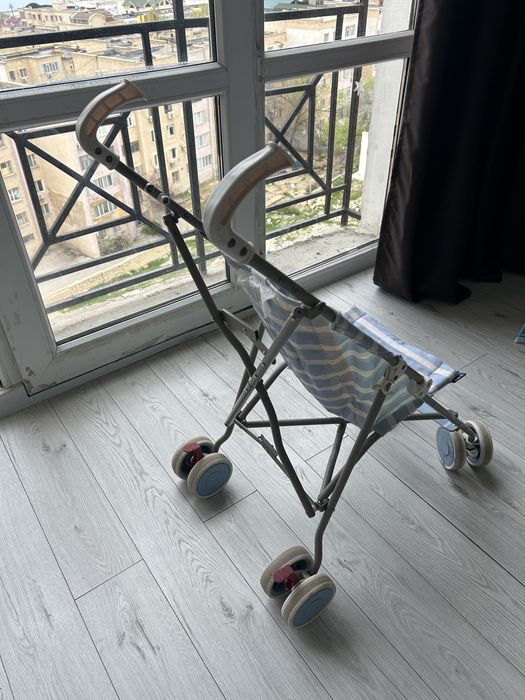 Детская коляска трость