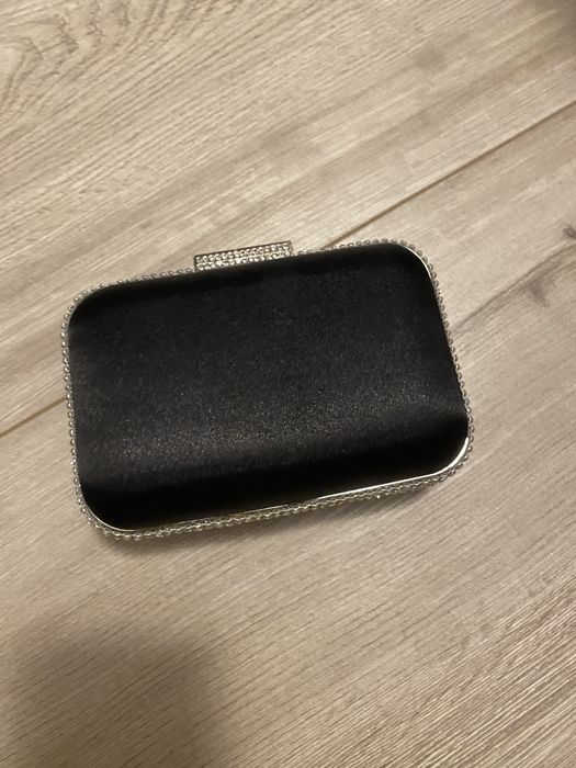 Вечерний клатч на выход