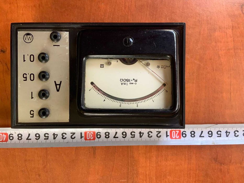 Измервателни уреди галванометър ампермер волтмер и др.