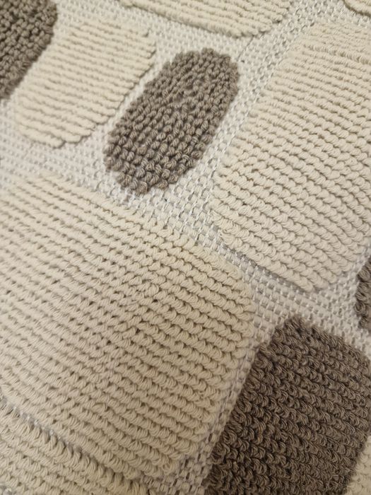 Продам новые коврики в ванную