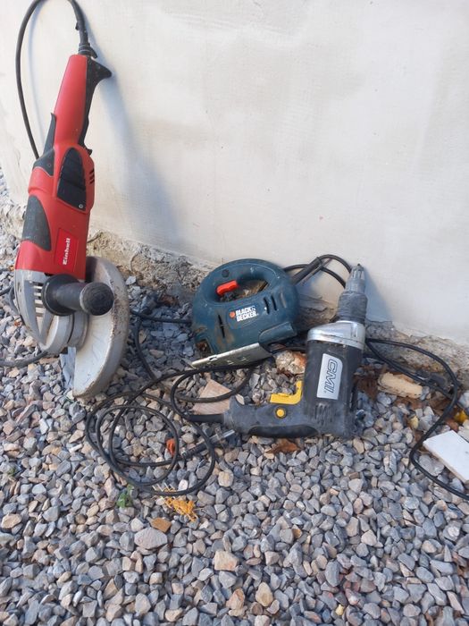 Инструменти и стълби