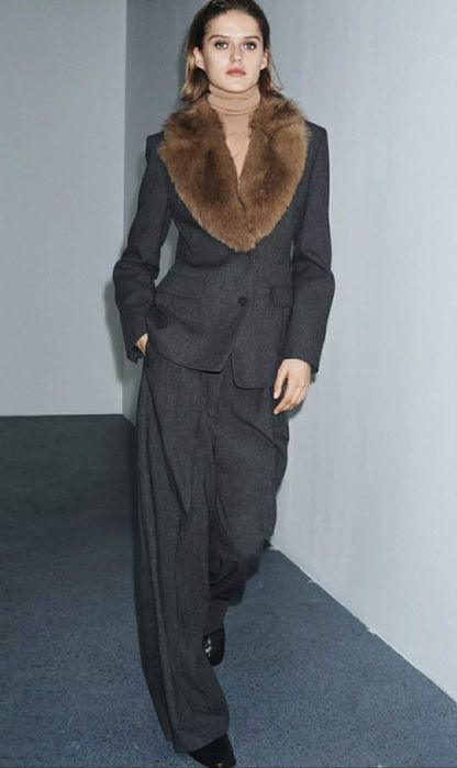 Страхотен костюм ZARA