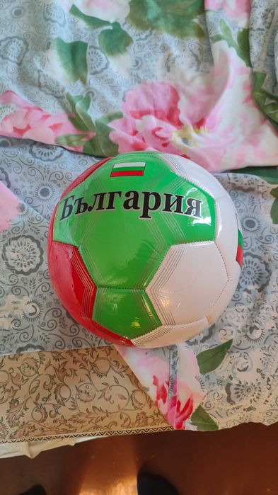 Топки за футболни