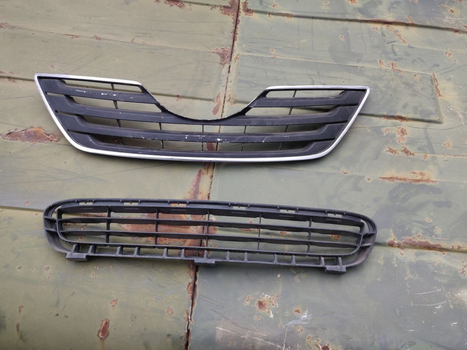 Решетки на передний бампер