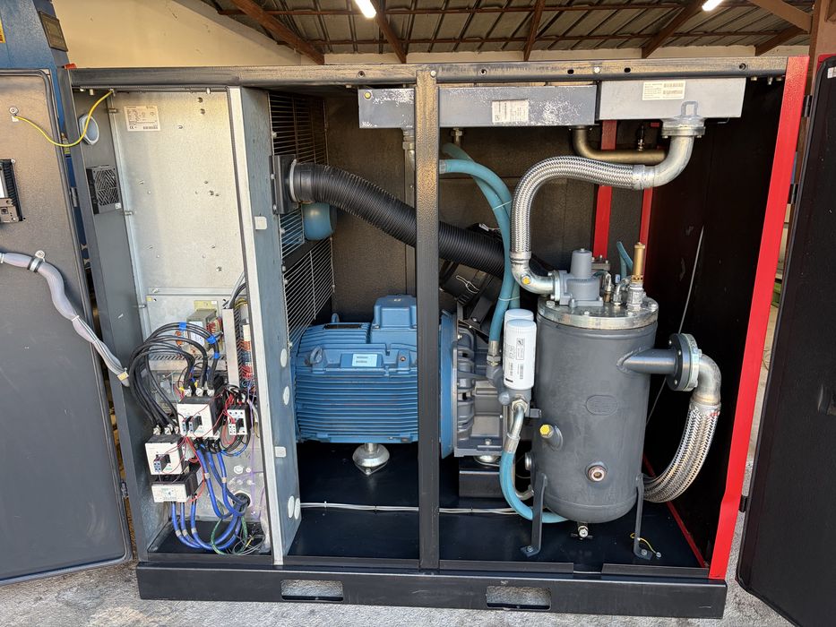 Винтов компресор Chicago Pneumatic CPE 120 90KW  16200lt/min