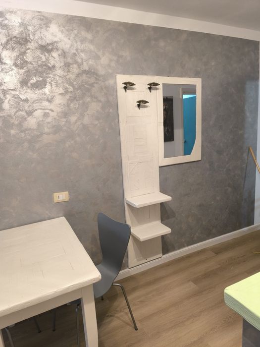 Inchirez garsoniera Blocul Turn