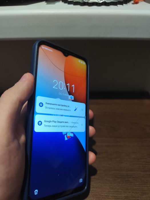 Tecno spark 9pro + чехол(потёртый)