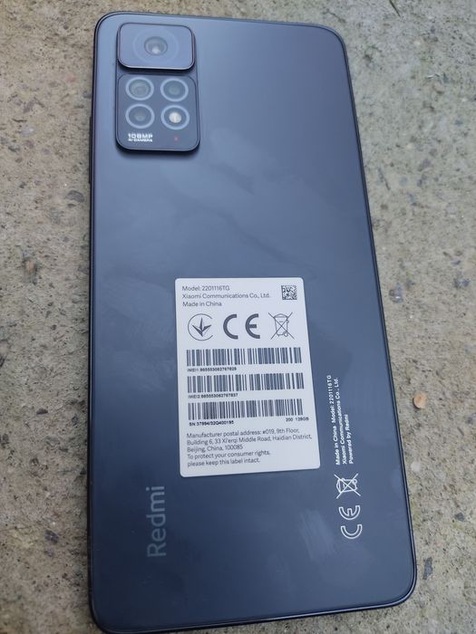 Srochno sotiladi telefon ayibi yo yahshi ishlatilgan