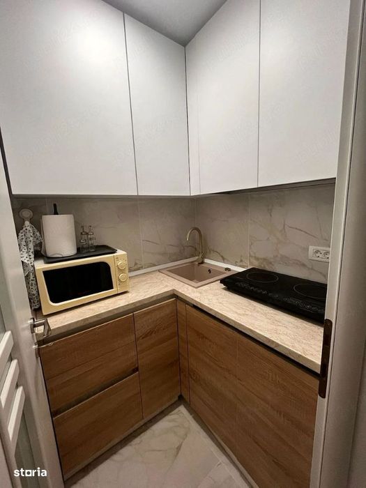 Universitate, Bd. Balcescu, Romana, garsoniera excelent pozitionata