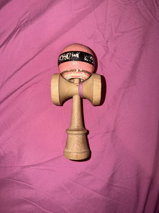 Kendama setup cu ken josh kim sweets si tama strogo krom