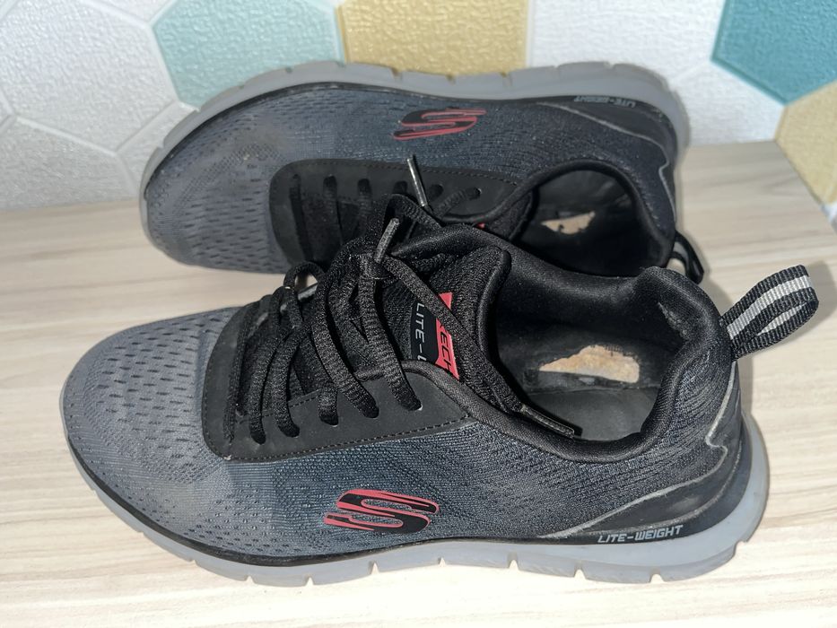 Оригинални маратонки Sketchers 40 номер