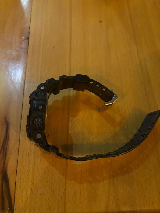 Часовник G-SHOCK Търся бартер за същият модел  в бяло.