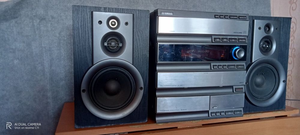 Музыкальный центр Yamaha