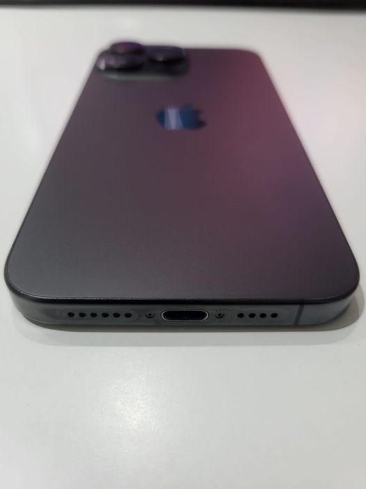 Vand/Schimb Iphone 15 Pro Max cu Xiaomi sau Honor