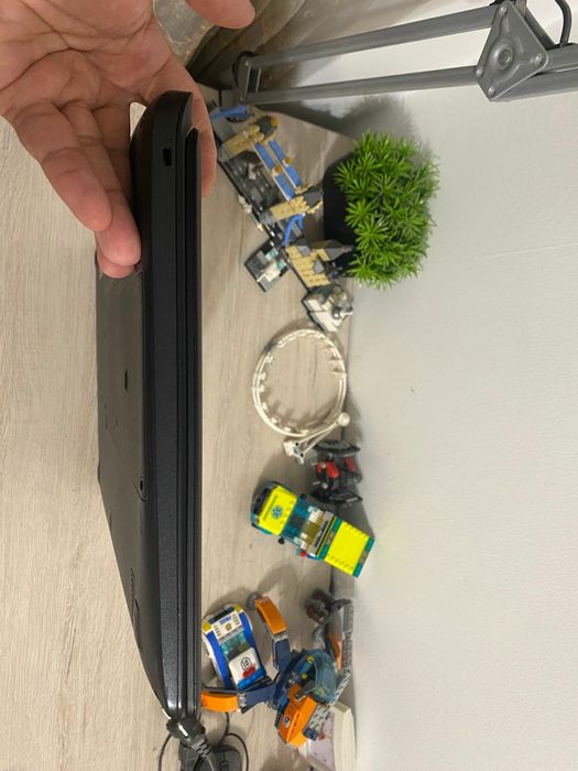 ACER intel core N3710/Nvidia GeForce 920MX