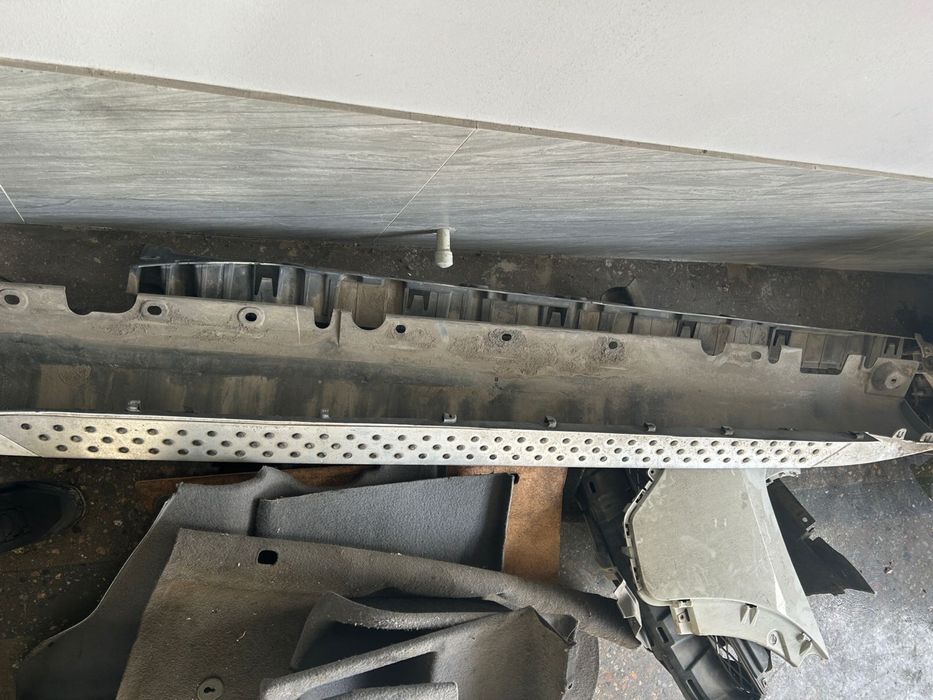 BMW e70 Запчасти по кузову