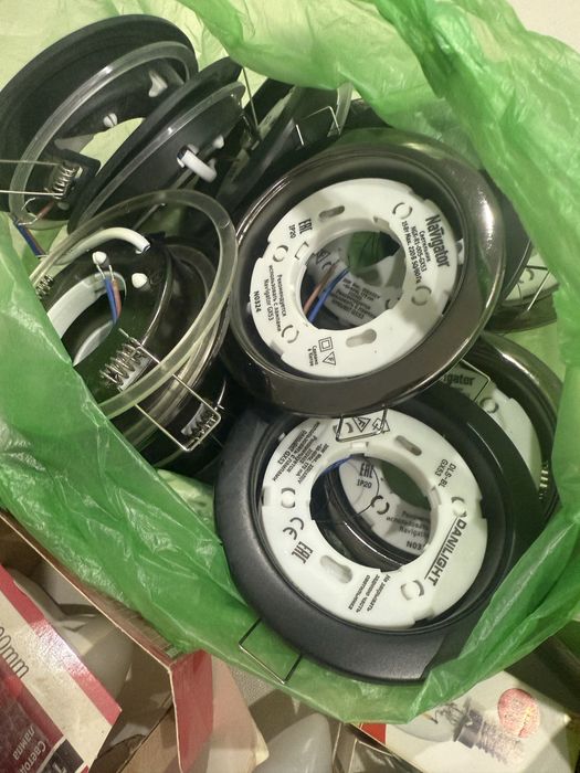 Продам лампочки энергосберегающие